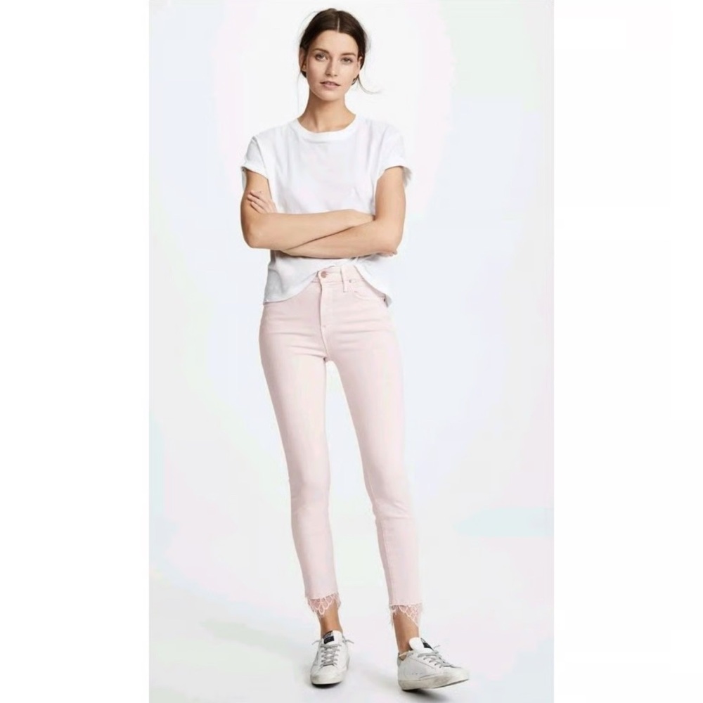 Mother Denim has gHigh Wasted Looker Dagger Ankle Fray SZ 26 Blush Pink